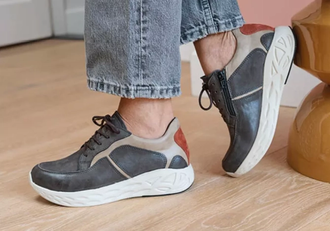 Best trainers for arch support: Bounce