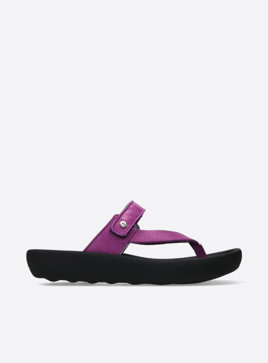 Comfortable flip flops shop