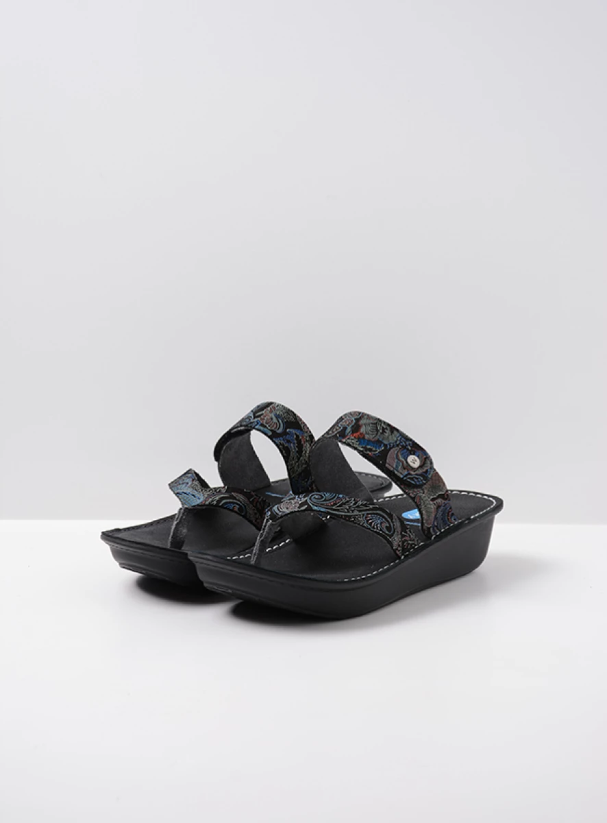 Martinique black blue suede