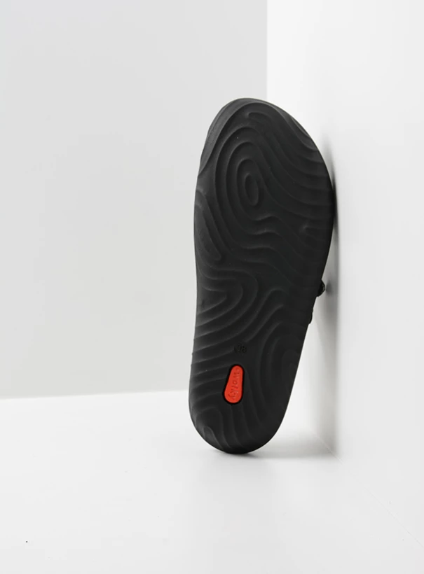 wolky sandals 00889 sense vegan 96000 black patent leather sole