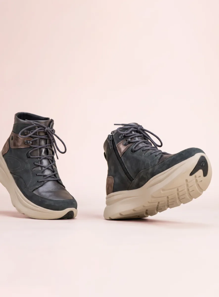 Wolky Apex - lead combi leather Lace up boots for women