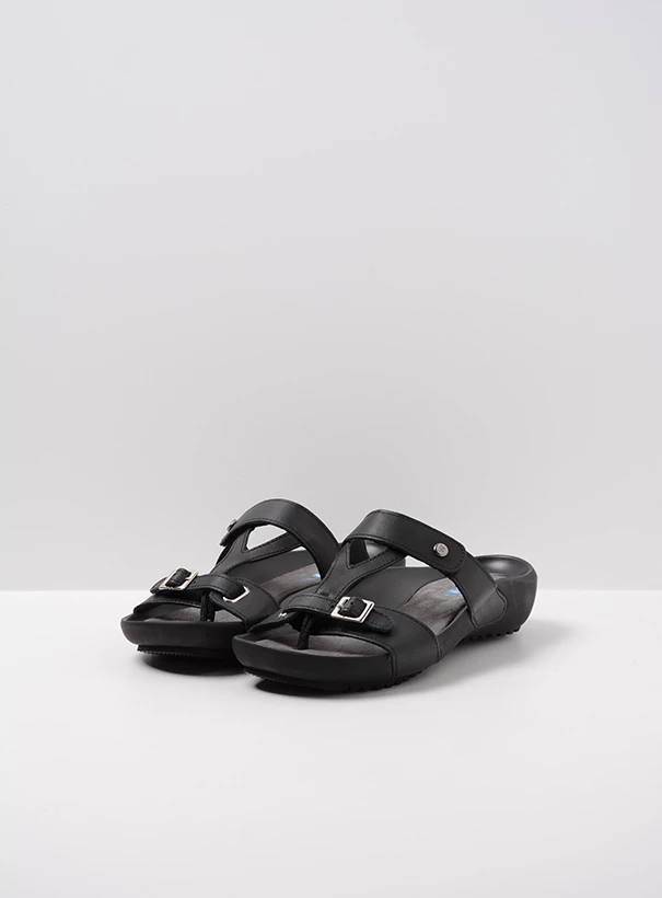wolky sandals 01000 oconnor 31002 black leather front