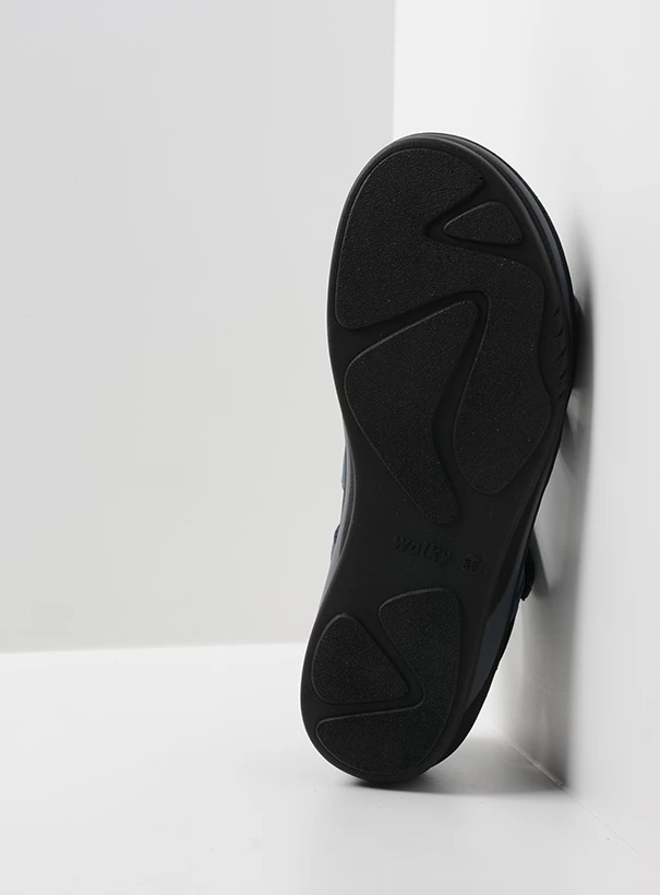 wolky sandals 01055 desh 30000 black leather sole