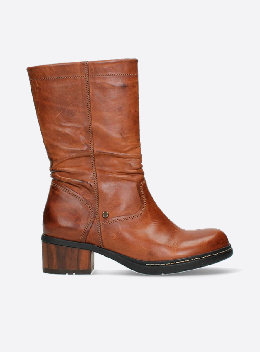 Buy your Wolky Edmonton dark ochre suede shoes online Wolky
