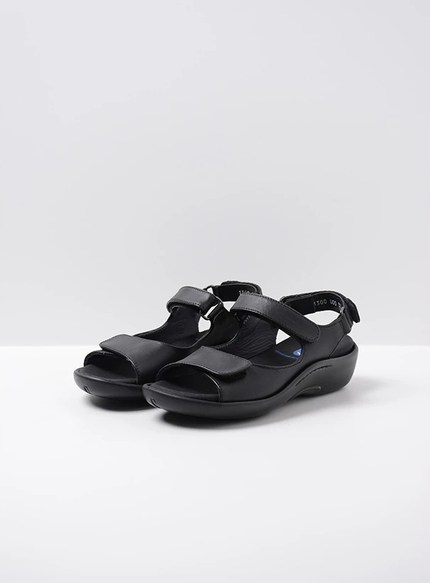 wolky sandals 01300 salvia 30000 black leather front