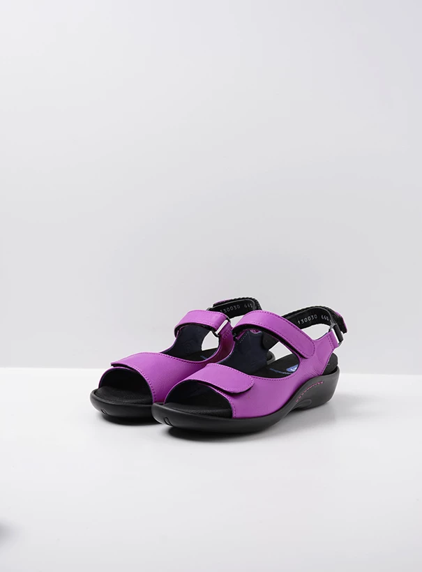 wolky sandals 01300 salvia 30660 fuchsia leather front