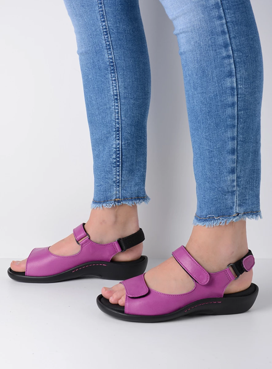 wolky sandals 01300 salvia 30660 fuchsia leather sfeer