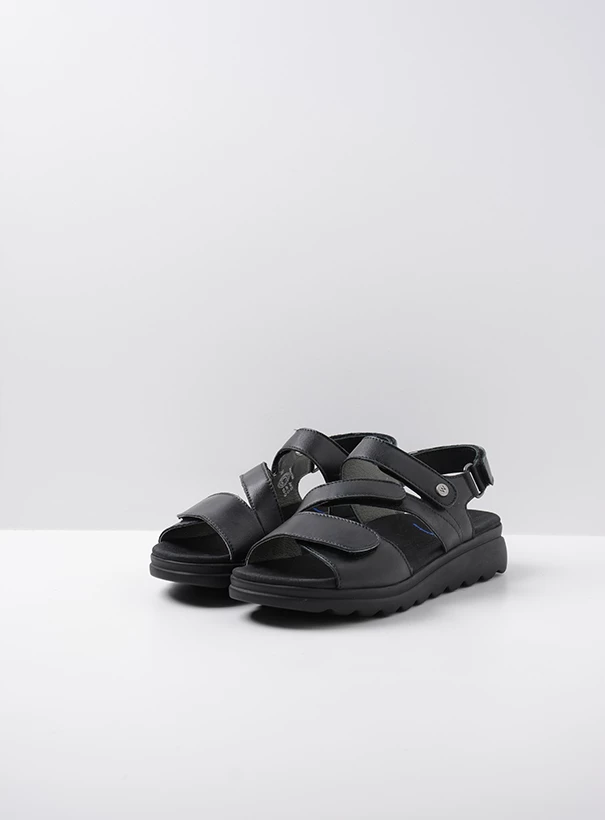wolky sandals 01526 yard 50000 black leather front