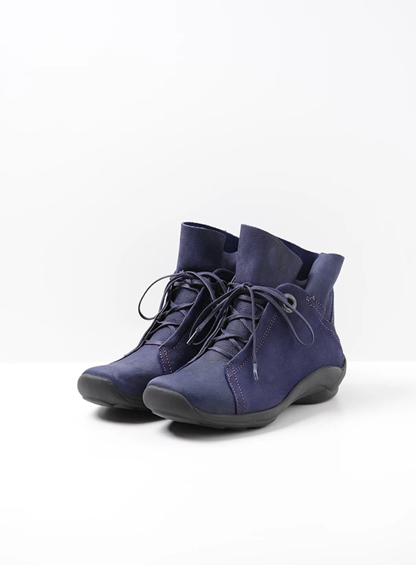 wolky high lace up shoes 01657 diana 11600 purple nubuck front