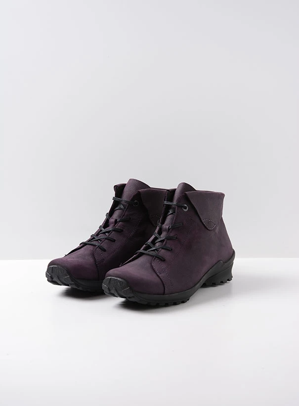 wolky high lace up shoes 01737 teton 11600 purple nubuck front