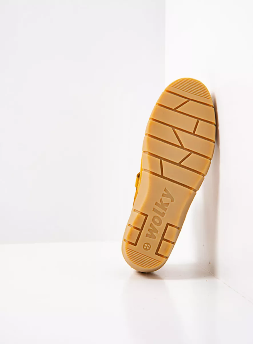 Wolky SS26 01786 Augusta 40390 beige suede