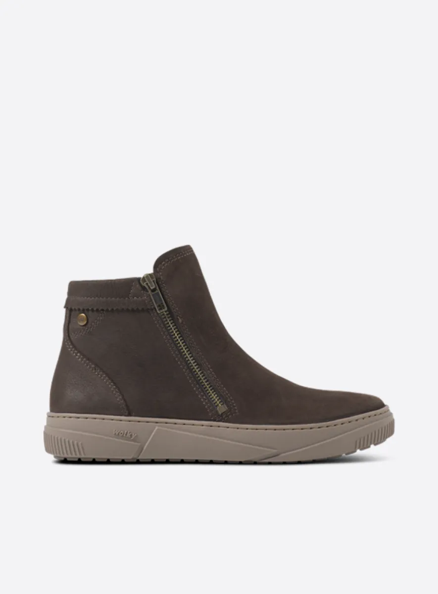 Wolky Centola - brown nubuck Ankle boots for women