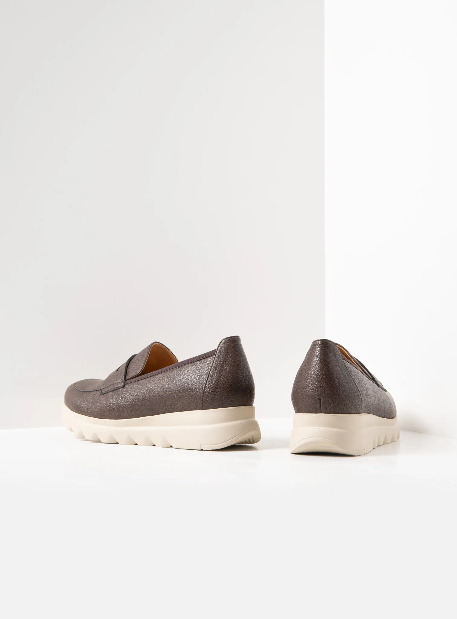 Wolky Snoafer F2F - brown vegan biocare Slip-ons for women
