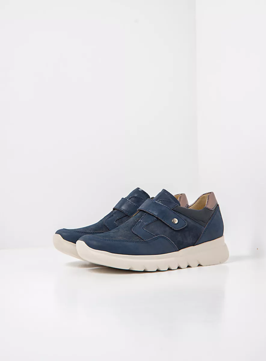 Wolky Mary Janes 02133 Snappy S2F 90800 blue combi stretch leather