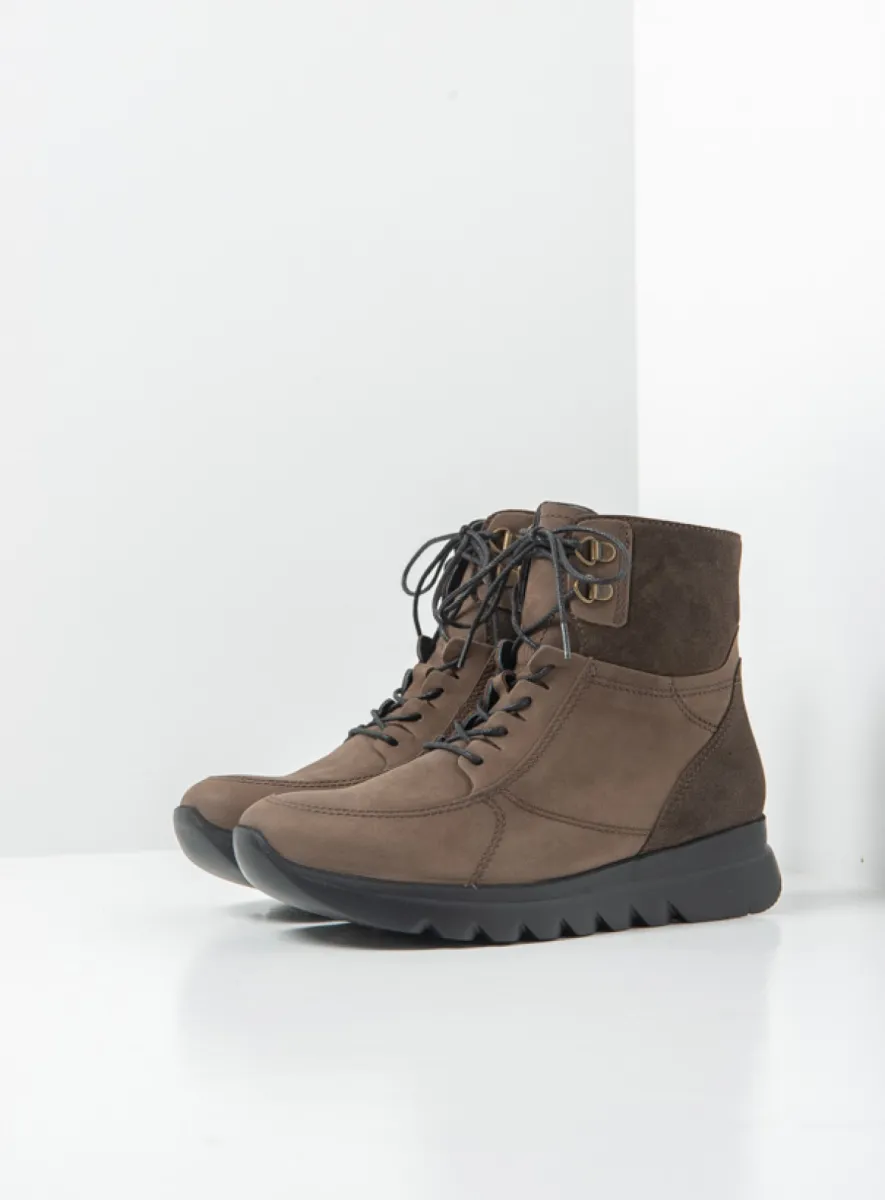 Wolky Grenada HV - brown nubuck Arch support shoes for women