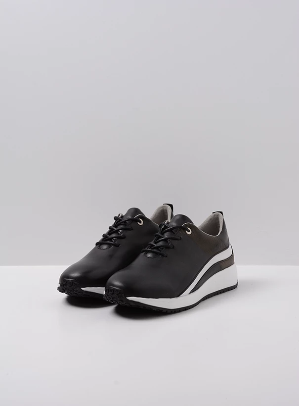 wolky low lace up shoes 02276 runner 30000 black white leather front