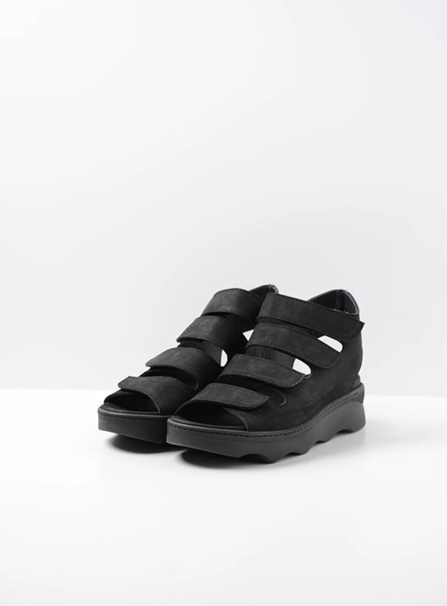 wolky sandals 02352 oro 11000 black nubuck front