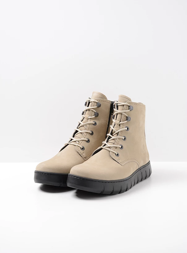 wolky high lace up shoes 02377 new wave 10125 safari nubuck front