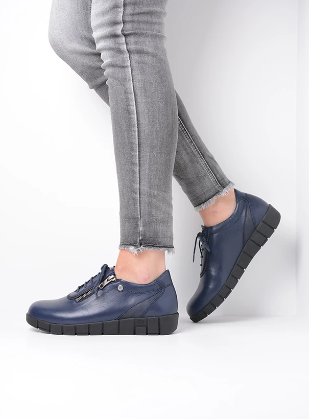 wolky low lace up shoes 02452 etosha hv 31800 blue leather sfeer