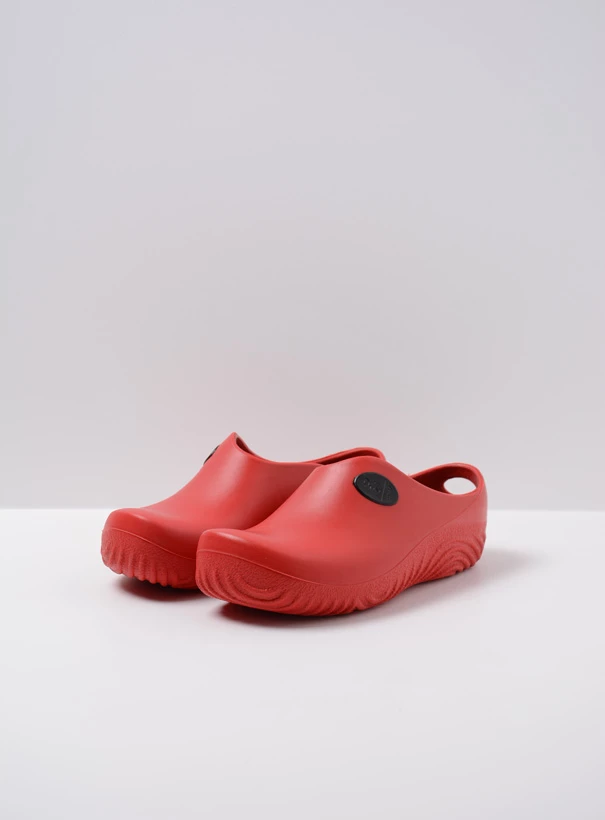 wolky clogs 02550 ok clog 90500 red pu front