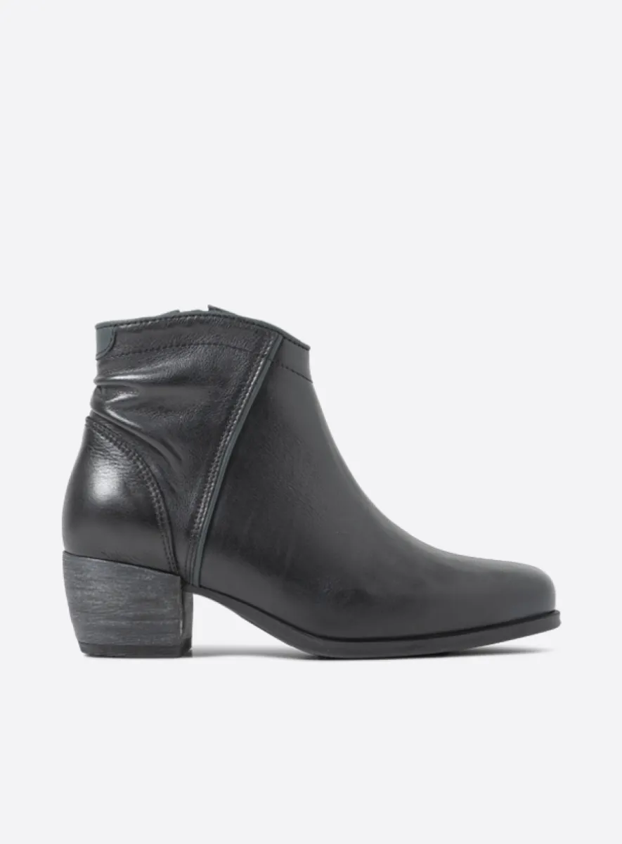Wolky Ankle boots 02886 Montalba HV 38000 black leather