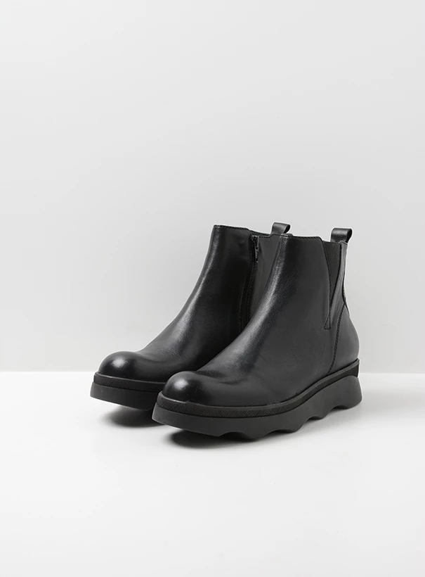 wolky ankleboots 02976 nigata 30000 black leather front