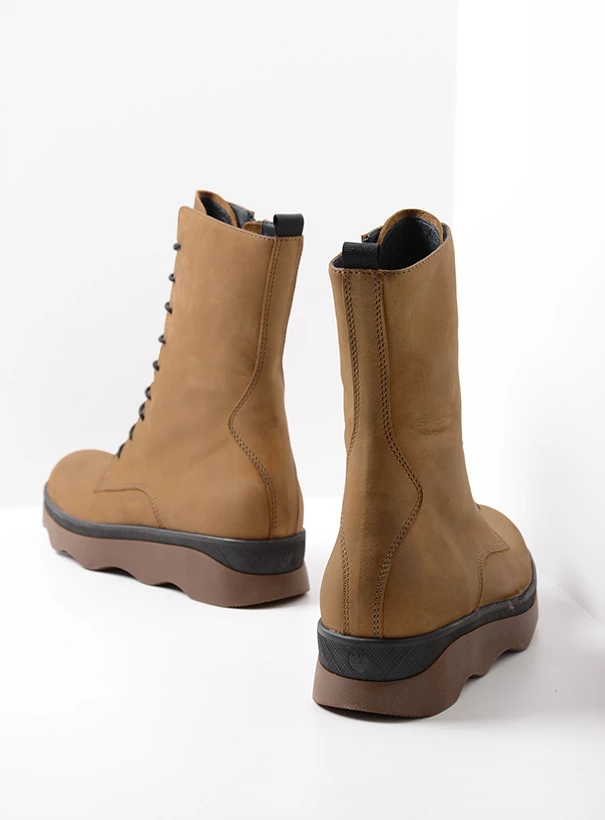 wolky boots 02980 mito 12430 cognac nubuck back
