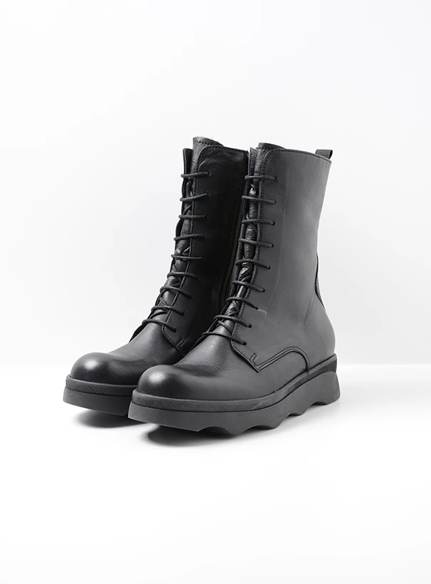 wolky boots 02980 mito 30000 black leather front