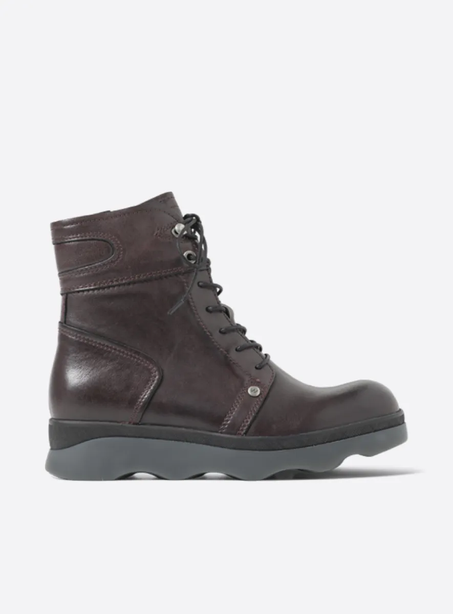 Wolky Destiny HV - burgundy leather Biker boots for women