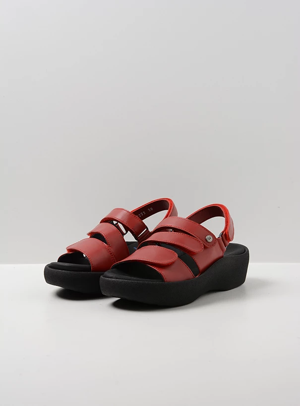 wolky sandals 03223 avalon 30500 red leather front