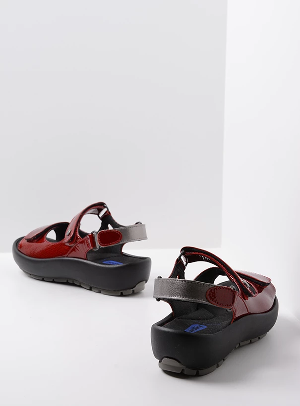 wolky sandals 03333 brasilia 60500 red patent leather back