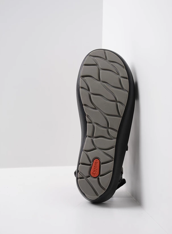wolky sandals 03333 brasilia 61200 grey croco look leather sole