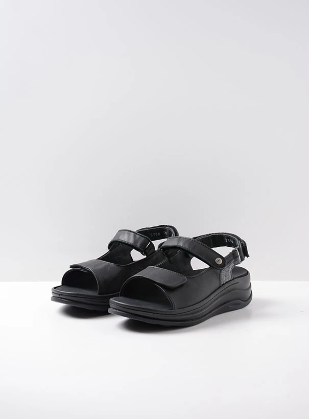 wolky sandals 03350 adura 20000 black leather front