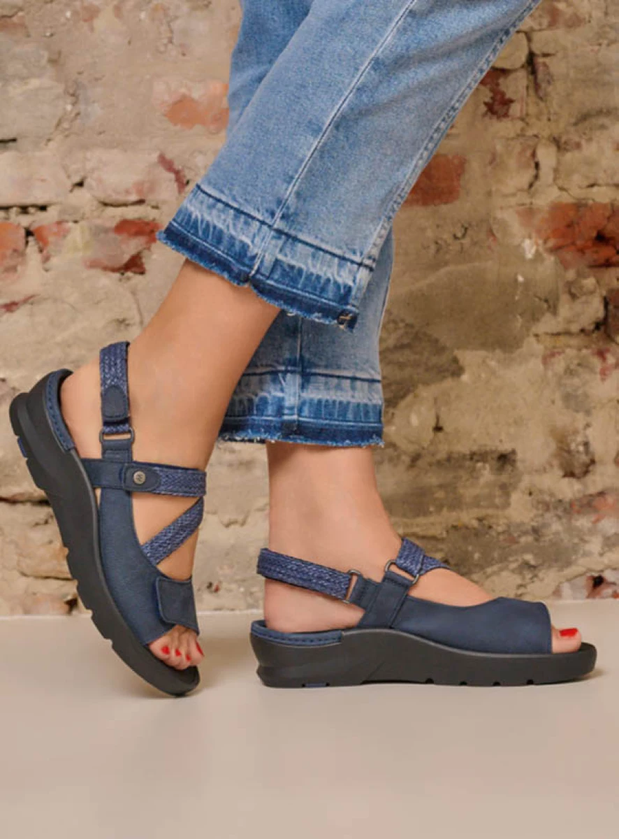 wolky sandals 03925 lisse 11821 denim nubuck detail