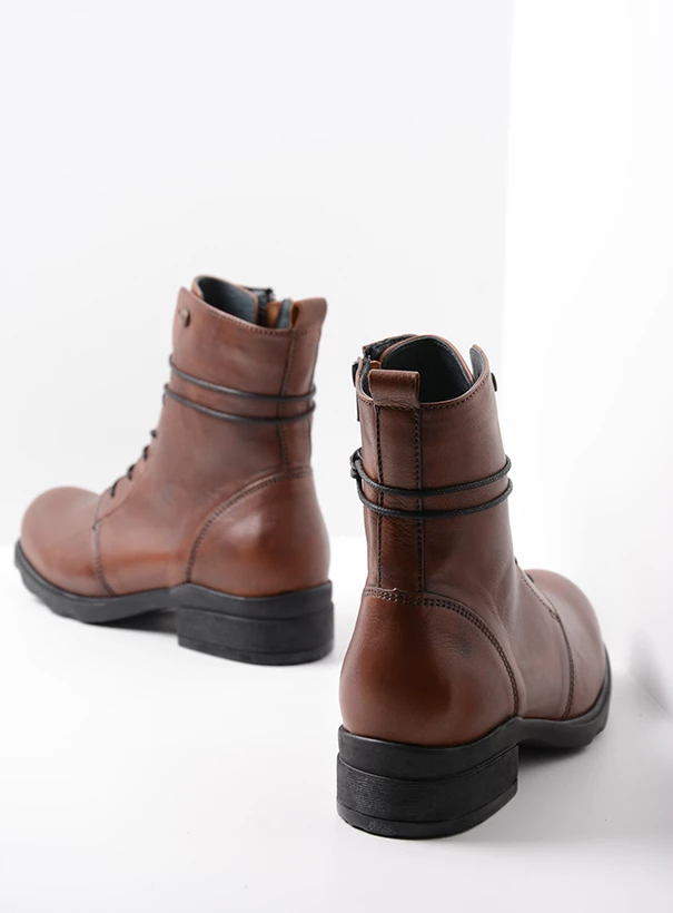wolky biker boots 04445 murray hv 20430 cognac leather back