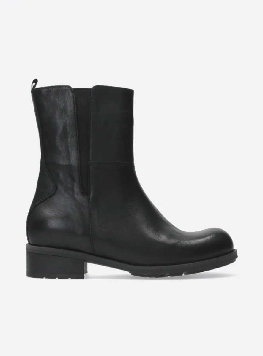 Wolky Neola - black leather Boots for women