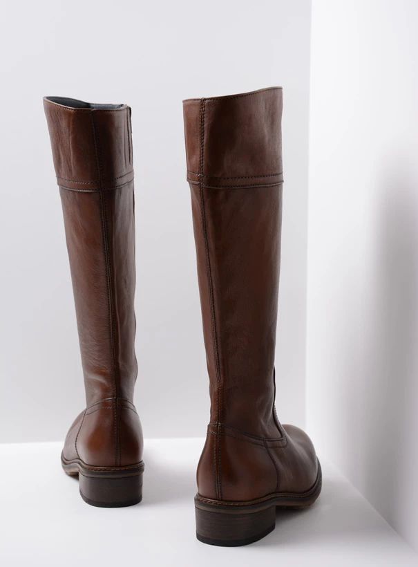 wolky long boots 04477 moher 32430 cognac leather back