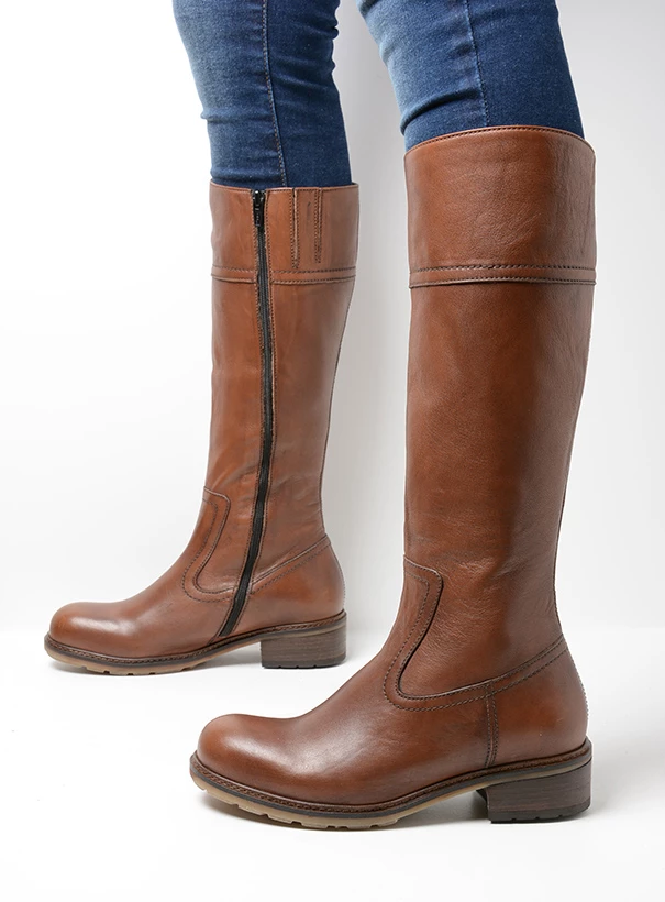 wolky long boots 04477 moher 32430 cognac leather detail