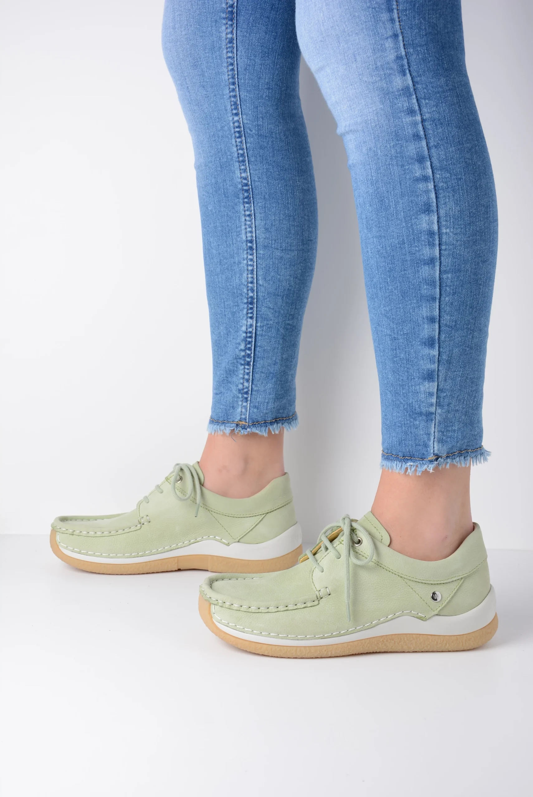 wolky low lace up shoes 04525 celebration 11706 light green nubuck sfeer