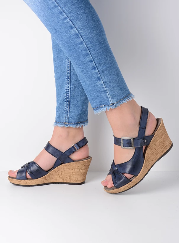 wolky sandals 04628 ixia 2 20800 blue leather detail