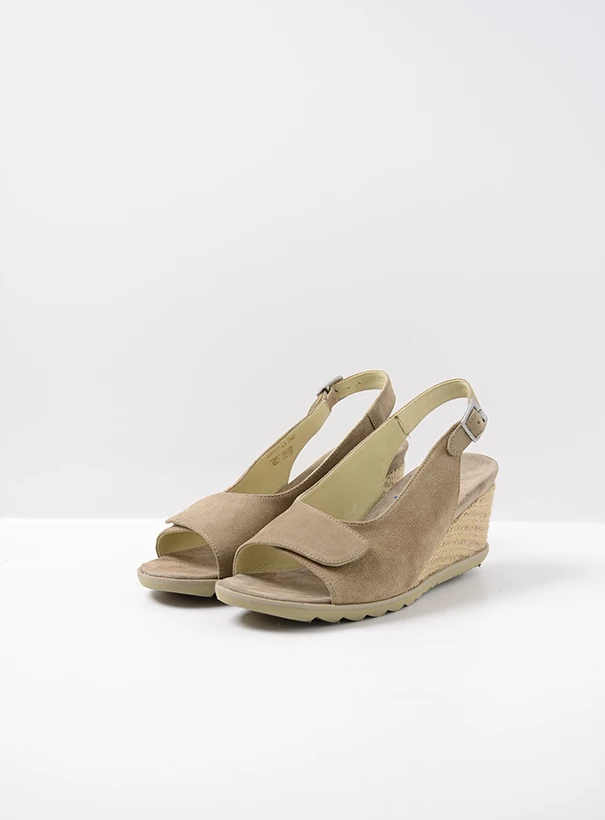 wolky sandals 04680 murcia 40150 taupe suede front