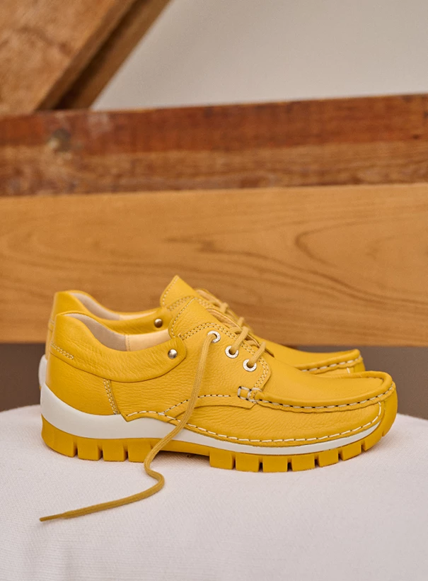 wolky comfort shoes 04701 fly summer 20900 yellow leather detail