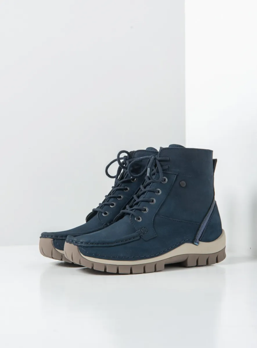Wolky Vibe - blue nubuck Lace up boots for women