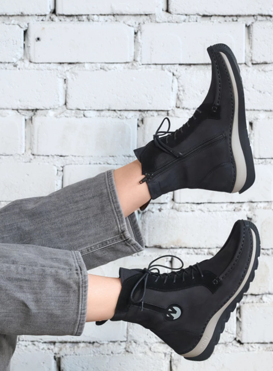 Wolky Lace up boots 04900 Ocean 10000 black nubuck