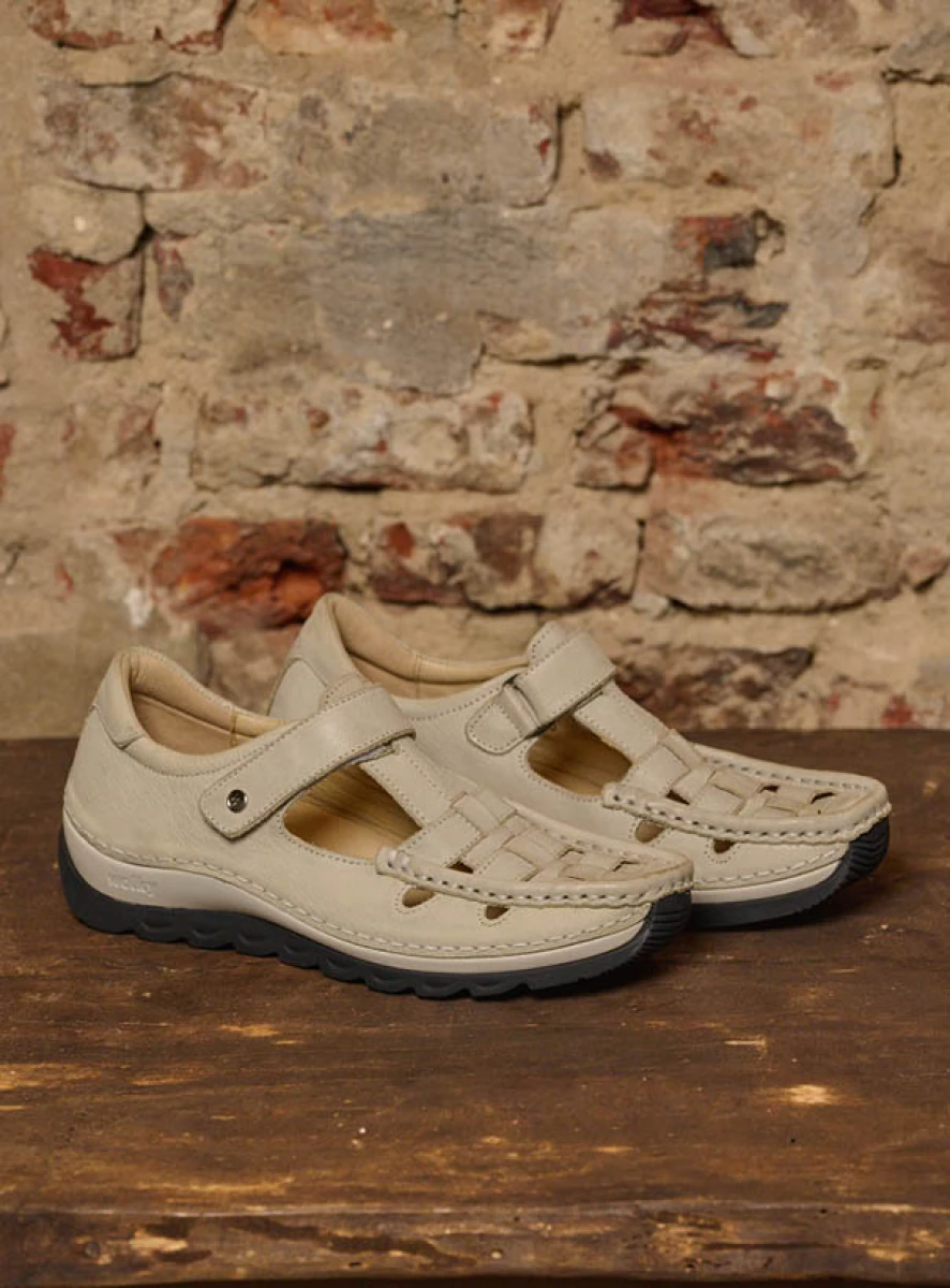 Zambezi offwhite leather