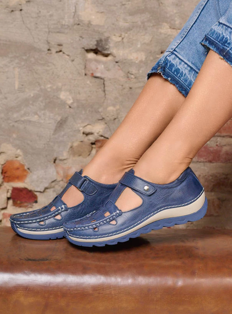 Zambezi blue leather