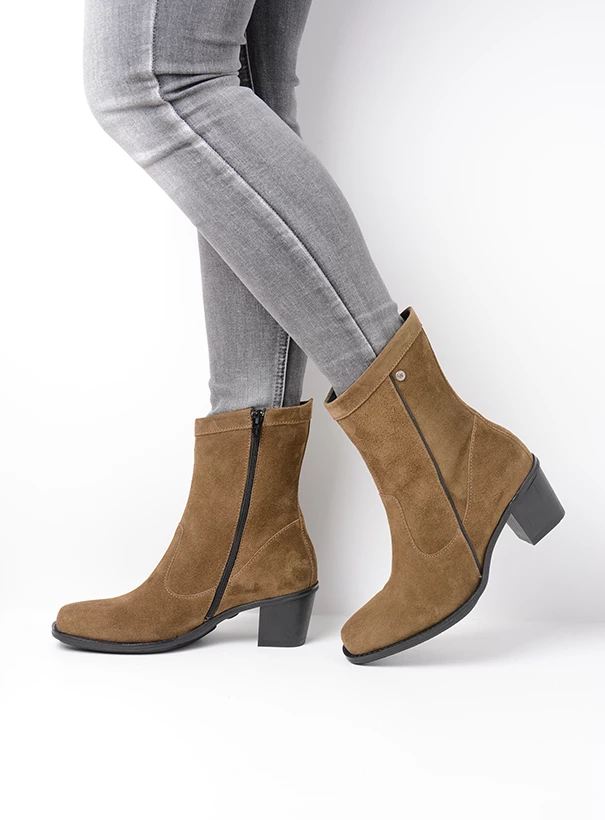 wolky mid calf boots 05056 mallow 40155 dark taupe suede detail