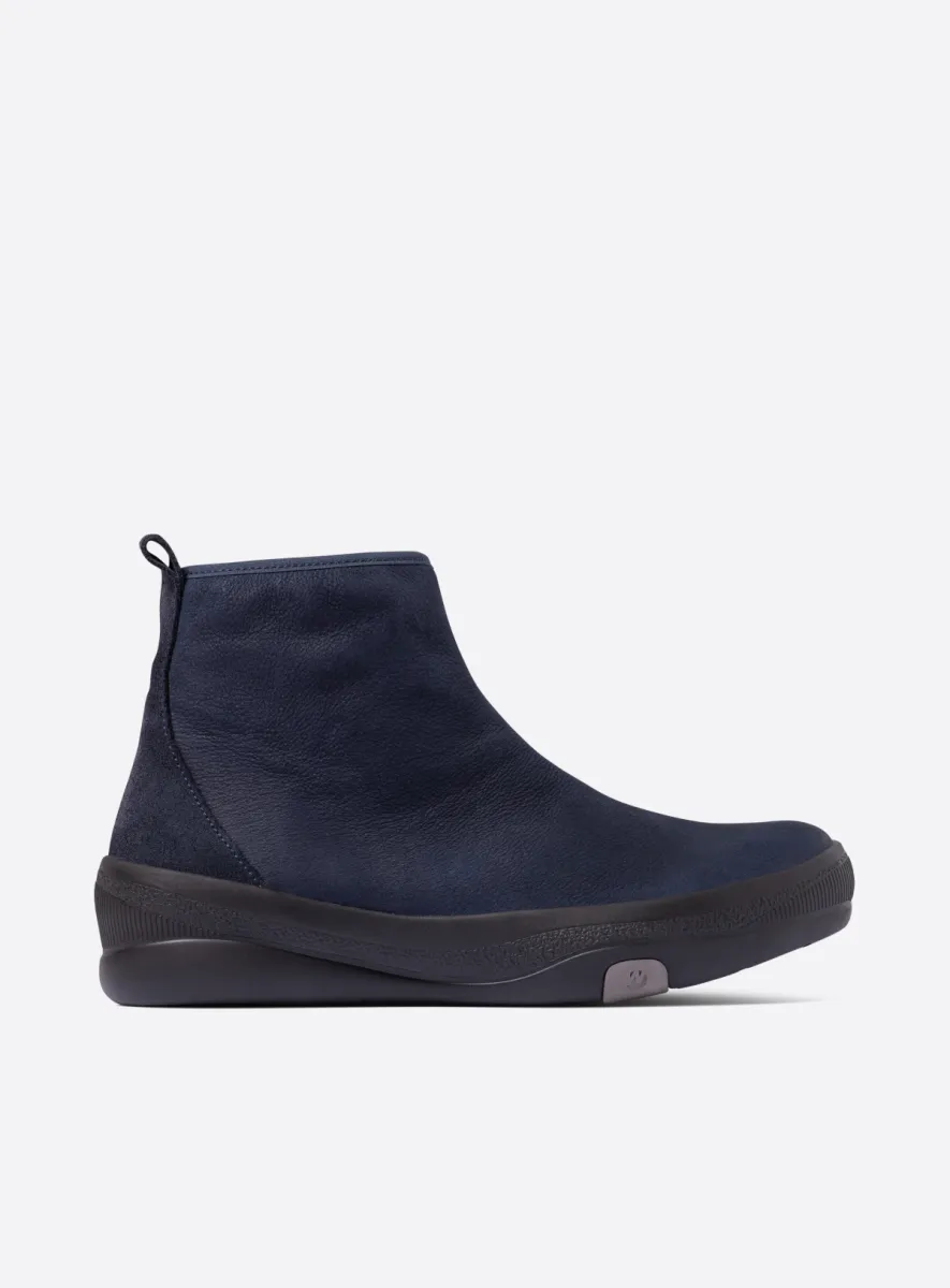 blue nubuck