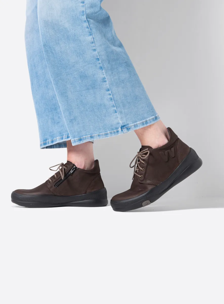 Wolky Fuse - brown nubuck Lace up shoes for women