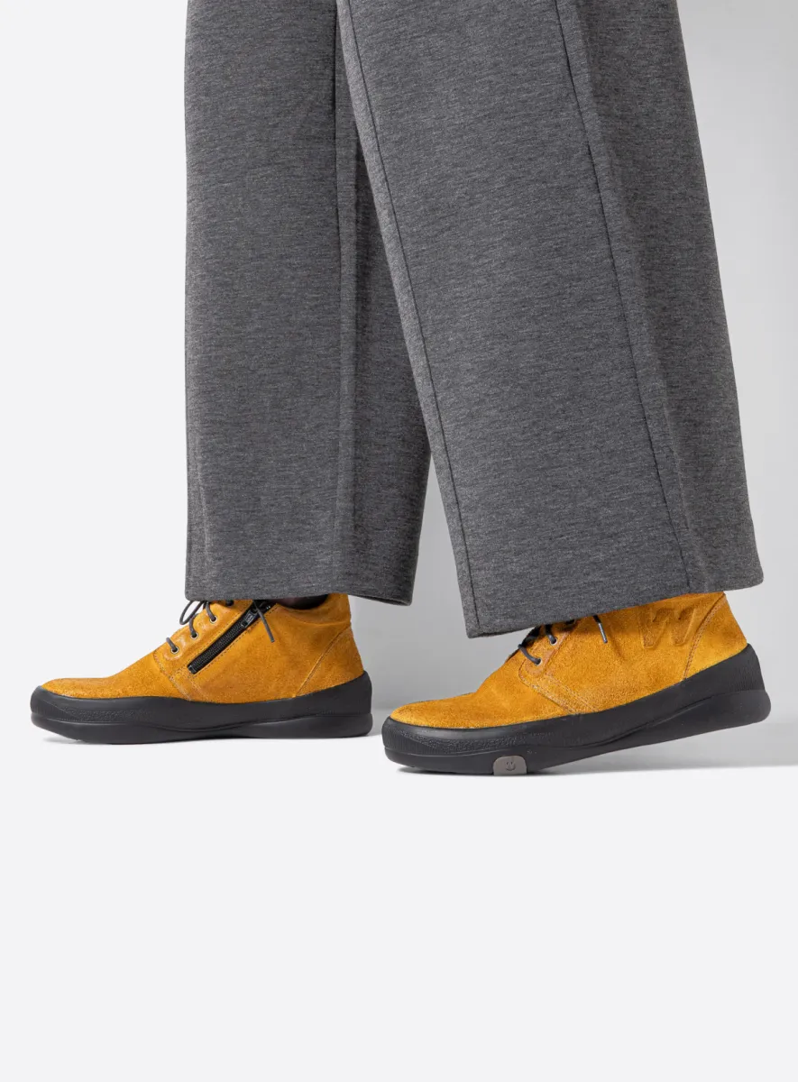 Wolky Fuse - dark ochre suede Lace up shoes for women